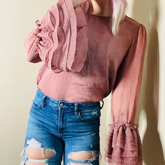 Stellah dusty pink/rose layered semi-sheer exaggerated ruffle bell sleeve blouse - Picture 1 of 12